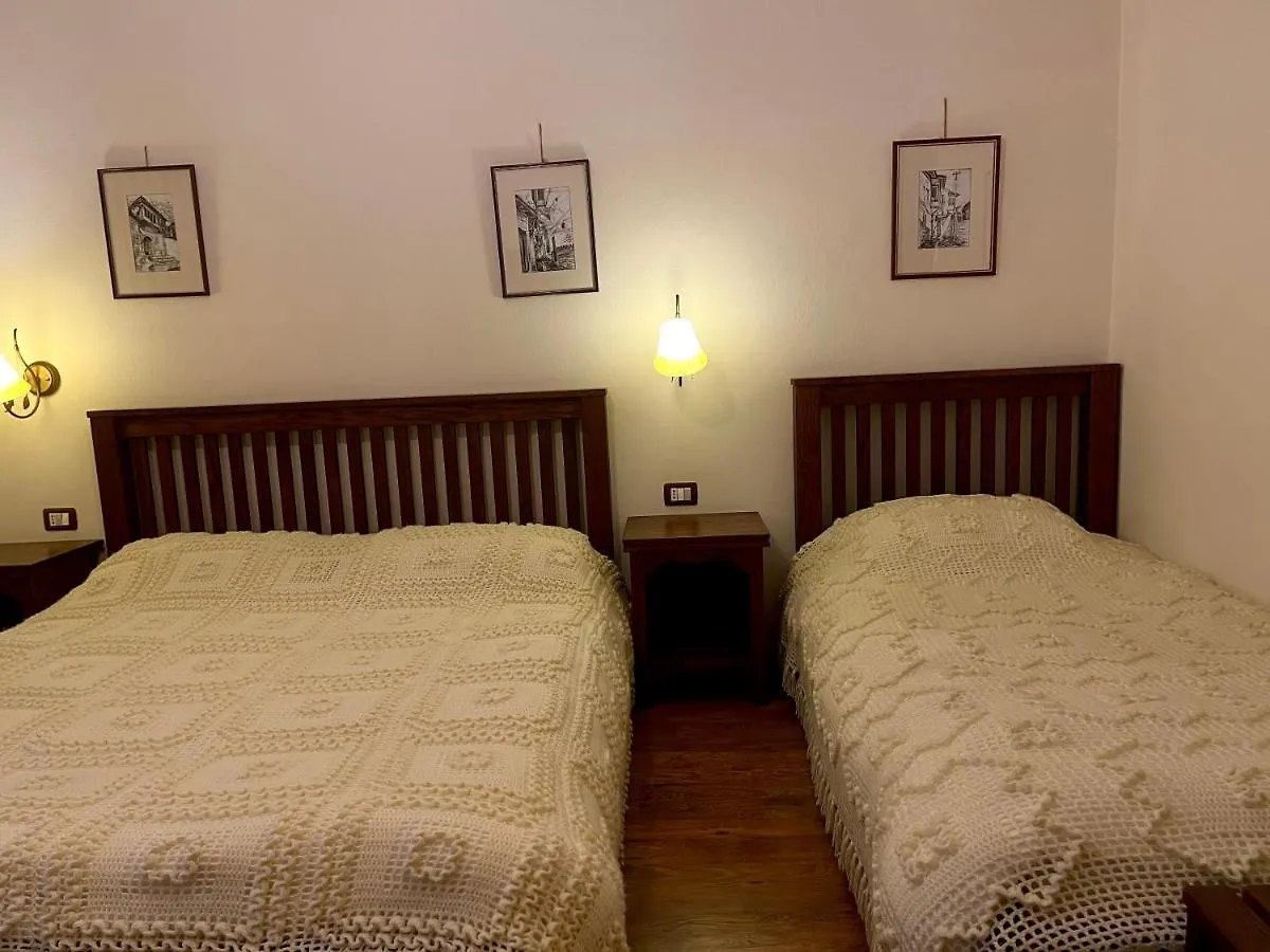 Hotel Mangalemi Berat