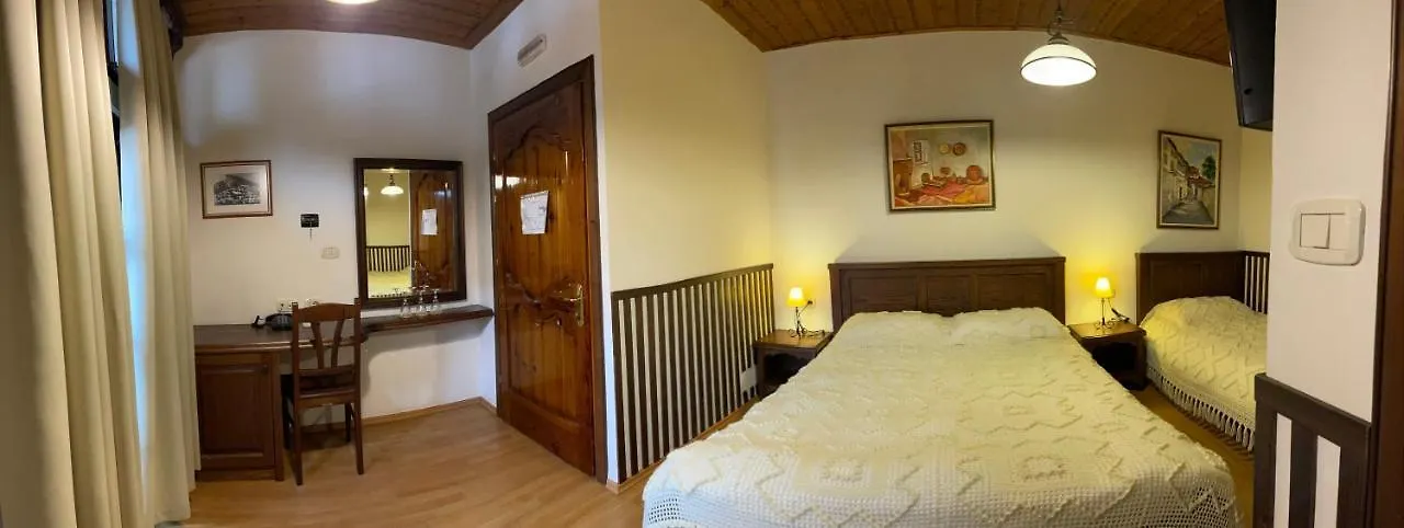 Hotel Mangalemi Berat