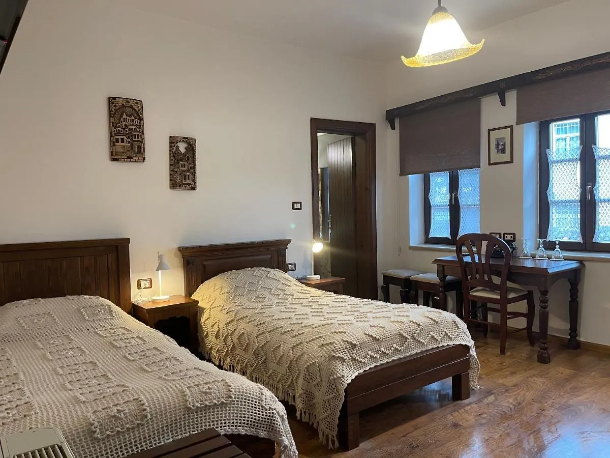 Hotel Mangalemi Berat