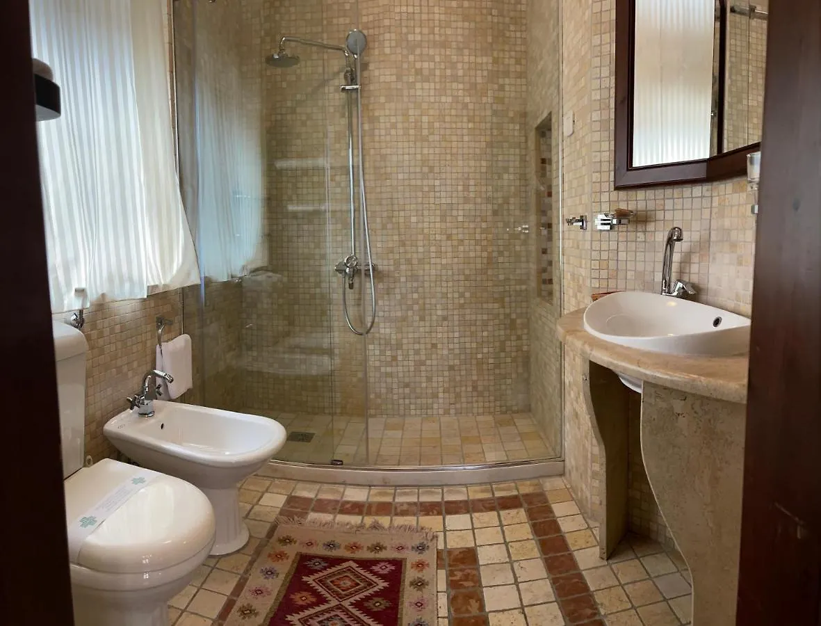 Hotel Mangalemi Berat