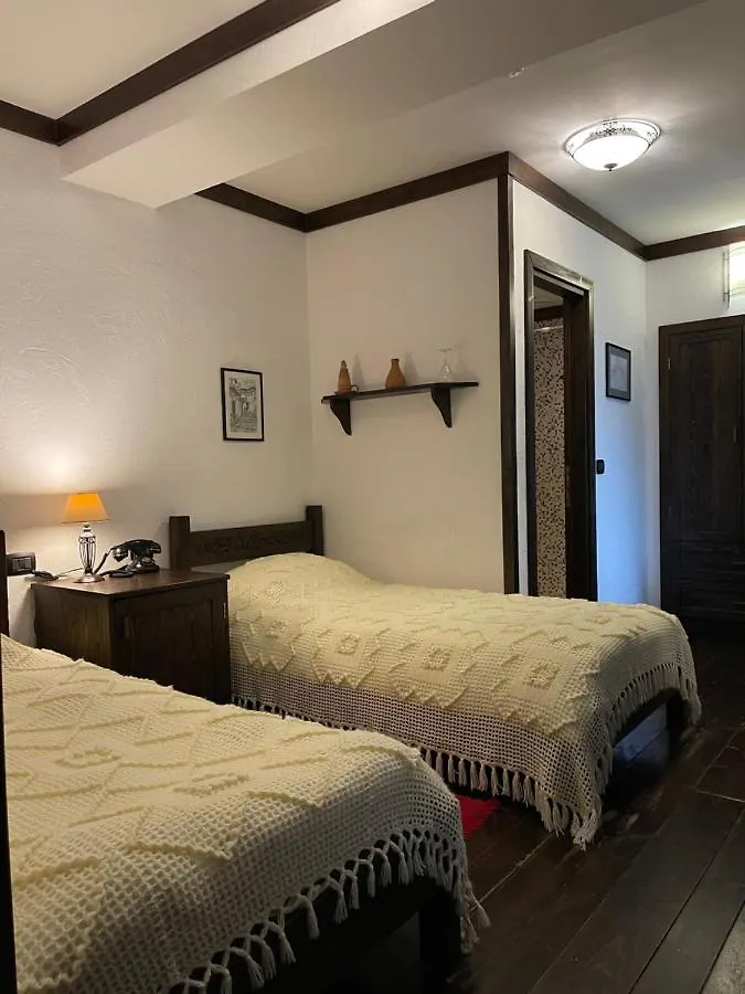 Hotel Mangalemi Berat