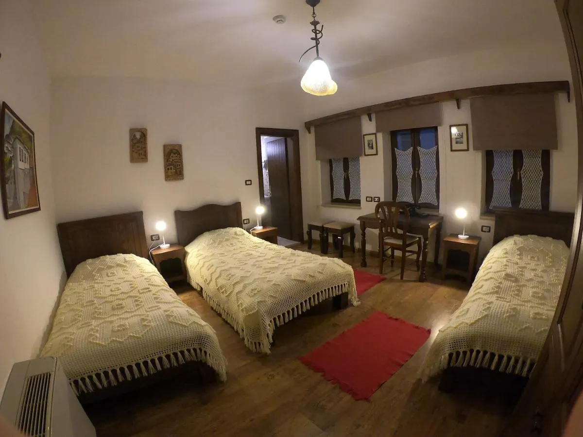 Hotel Mangalemi Berat 4*,